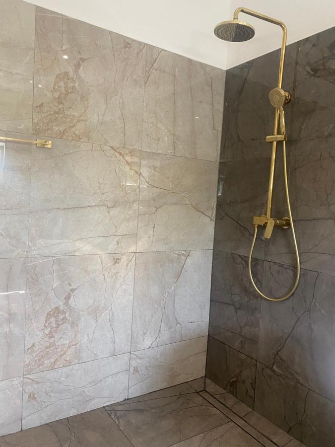 M&M Spalato Residence Solin Bagian luar foto