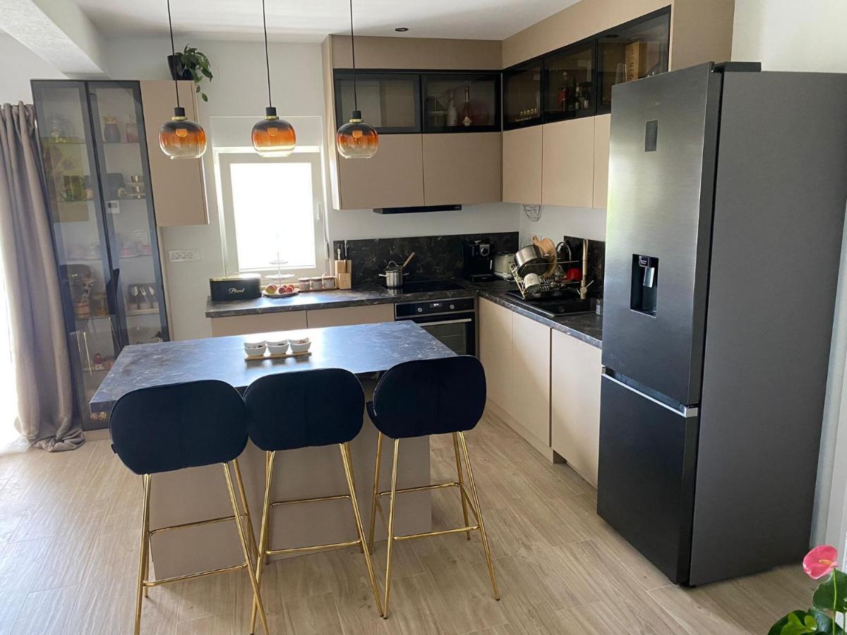 M&M Spalato Residence Solin Bagian luar foto