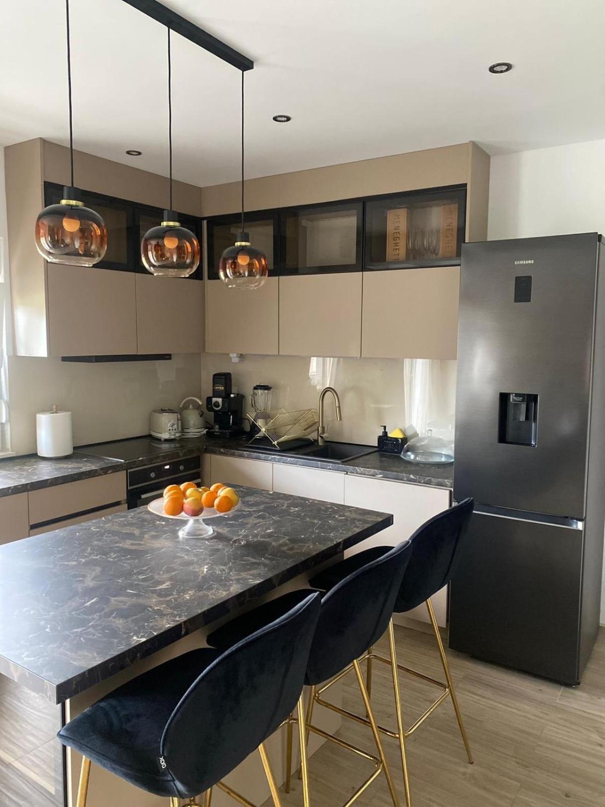M&M Spalato Residence Solin Bagian luar foto